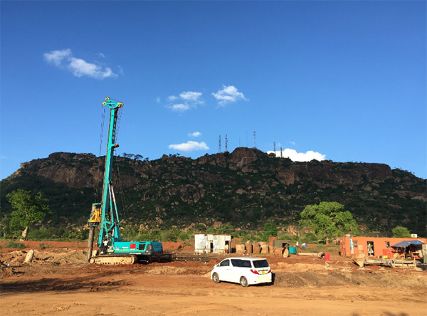 币游国际智能入岩神器在东非肯尼亚获赞，，，，，，人好装备好