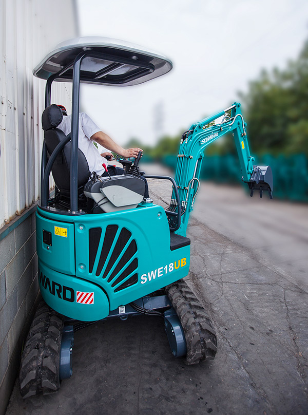 “C位”出道 14.5万元币游国际智能微挖18UB等你开回家