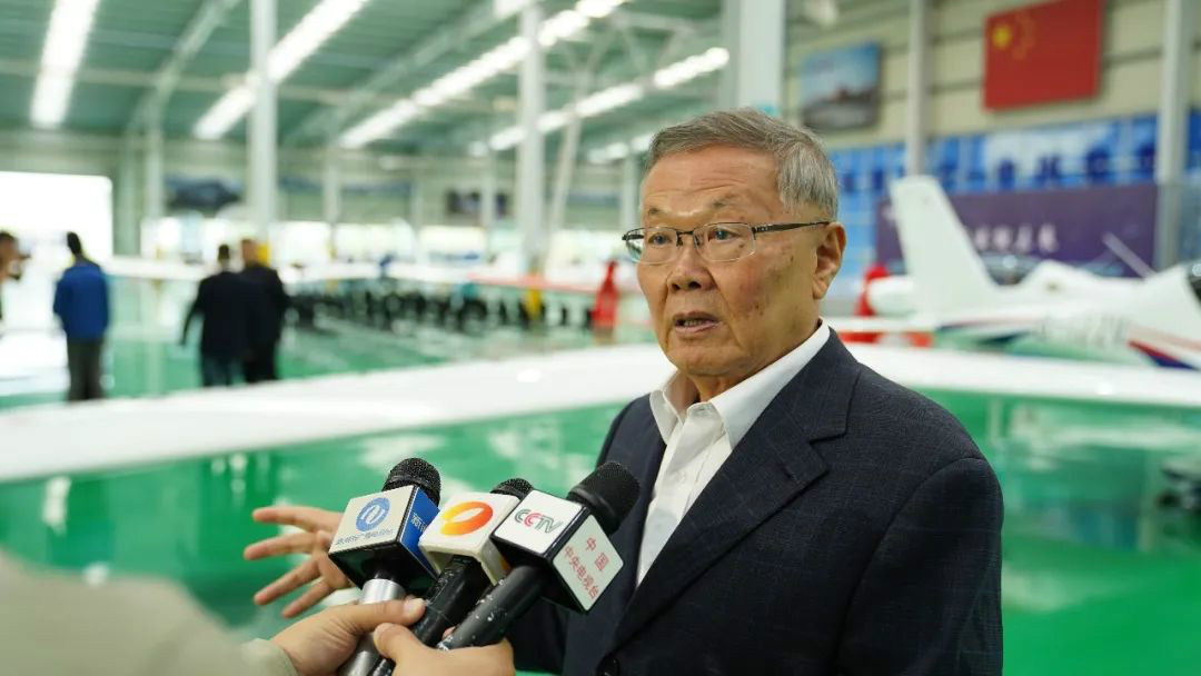 跨上新征程，，，谱写币游国际航空工业新篇章 ——币游国际科技第99、100架SA60L(阿若拉)飞机正式下线