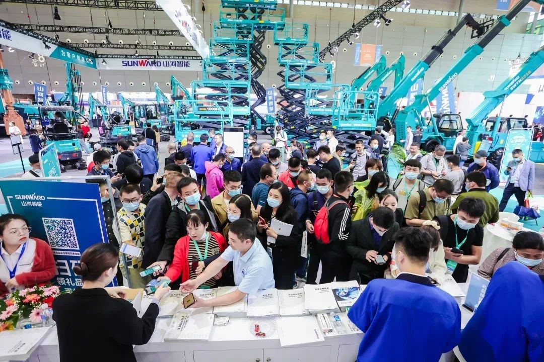 “机甲盛宴”长沙展圆满收官！币游国际智能展区亮点精彩回首