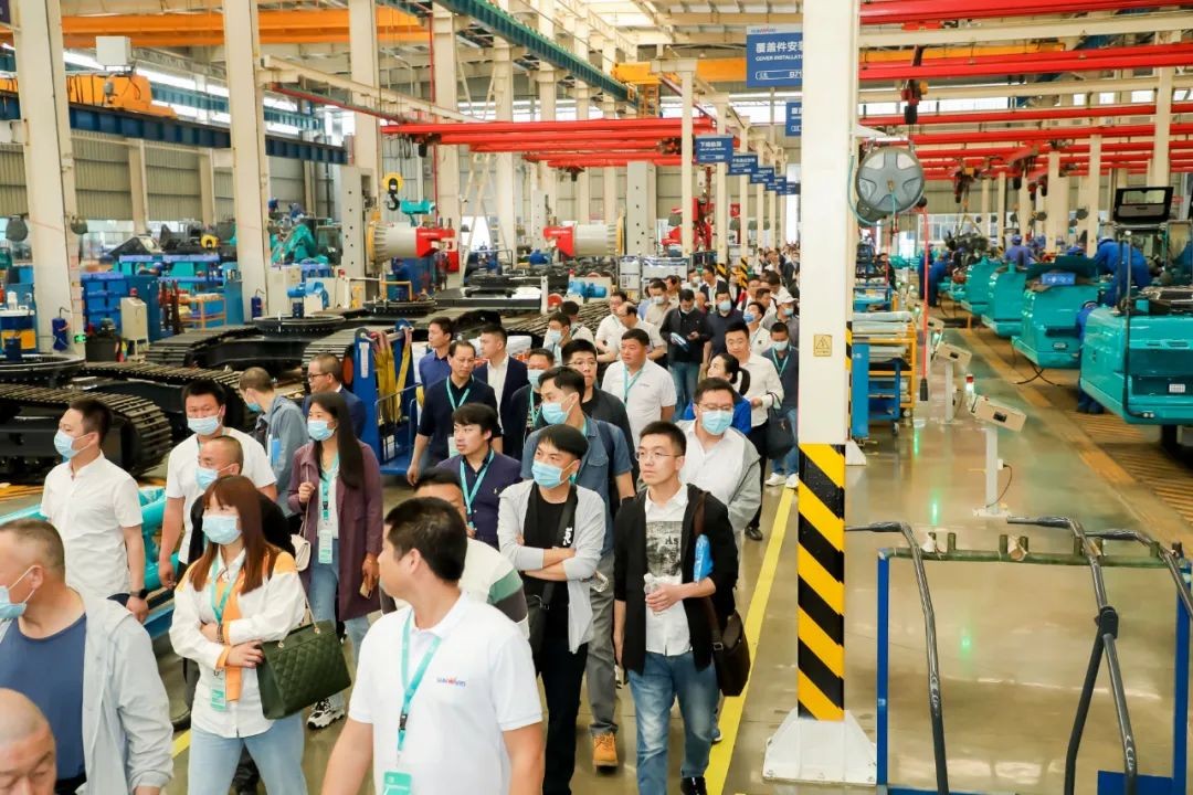 “爆品”出击！币游国际智能客户交流会签约超8亿元