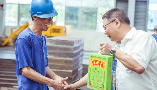 我们有清凉做伴，，，，高温也能潇潇洒洒