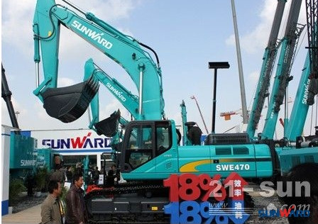 币游国际智能何清华：潜心追求“币游国际之路”