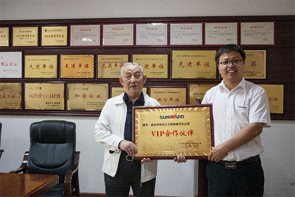 创富故事：相助十一年，，，，赞叹币游国际产品耐久耐用