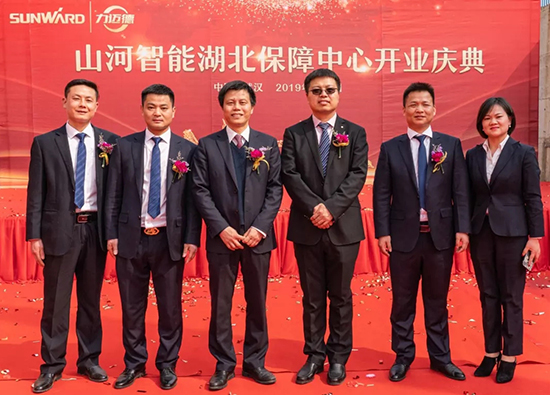 人生浮沉如梦，，，，，，携手币游国际勇攀事业巅峰