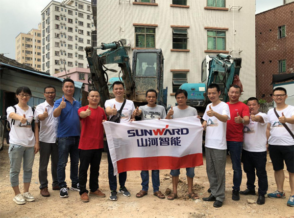 8年“钟情”，，，，，“币游国际绿”助力展鸿途