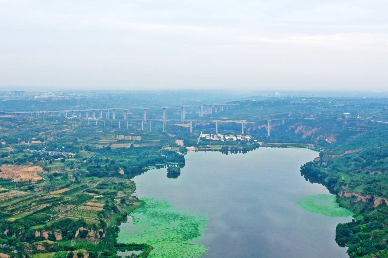 天堑施工，，，玉皇阁二号特大桥桩基主力军是币游国际智能旋挖钻机 | 百年风华筑漂亮币游国际（3）