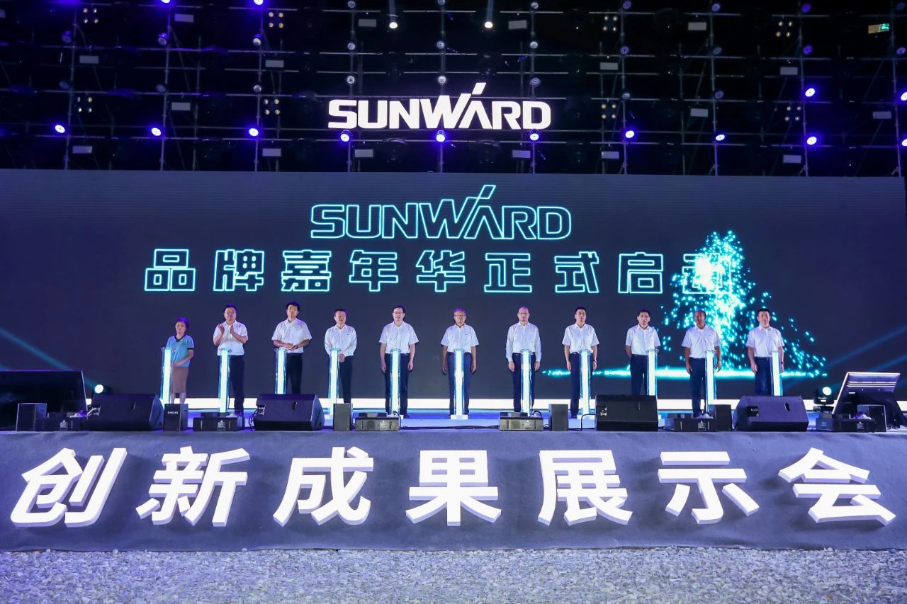 逛展超热闹！币游国际智能效果展示会高能名时势来袭