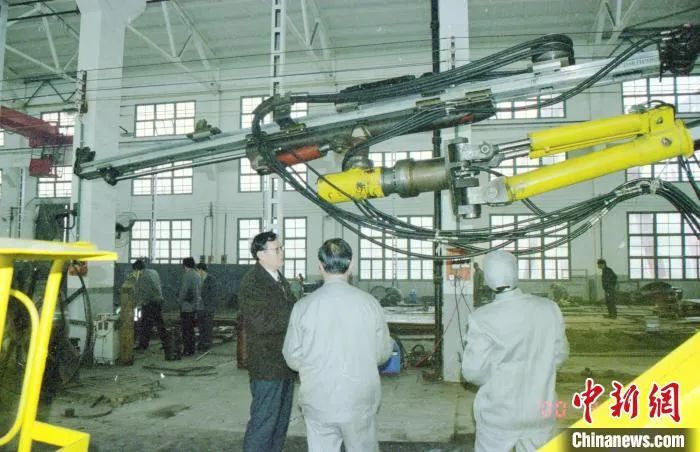 媒体聚焦 | 中新社专访——币游国际智能首创人何清华：向着太阳奔驰的筑梦人