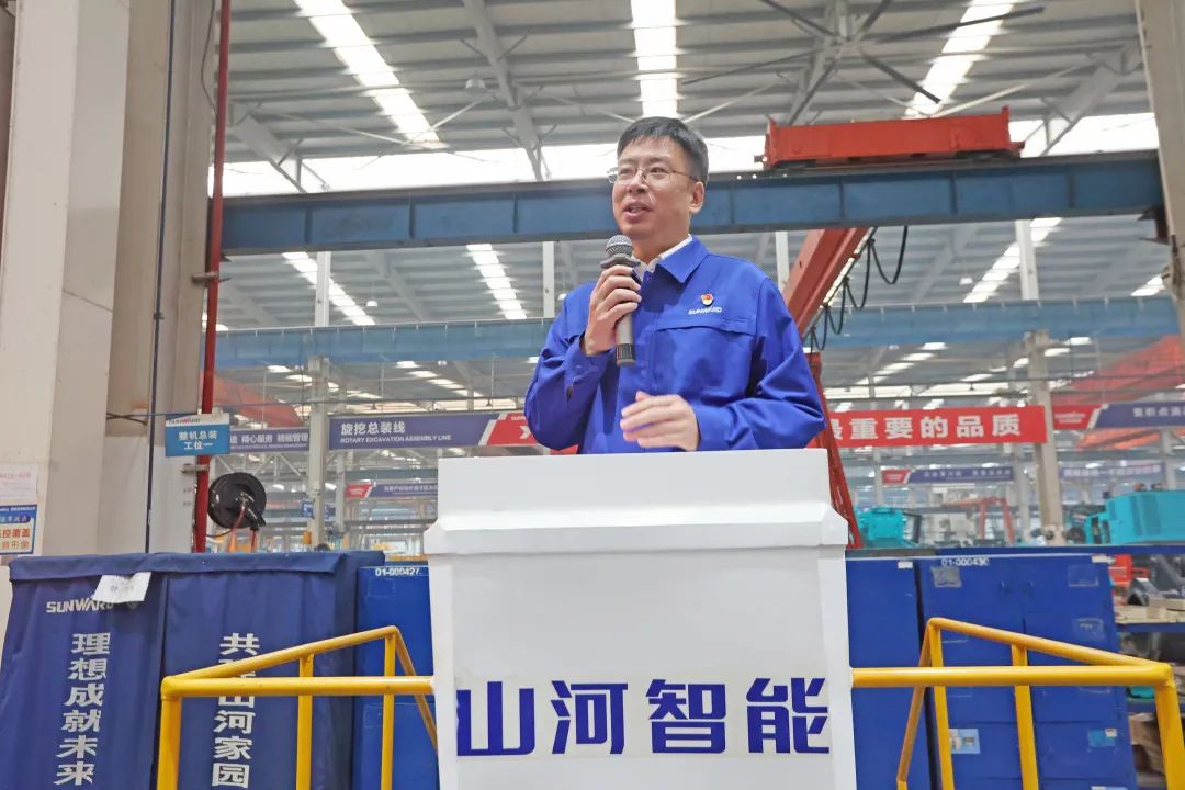 向模范学习！币游国际智能56名职工受到职工职业手艺竞赛表扬