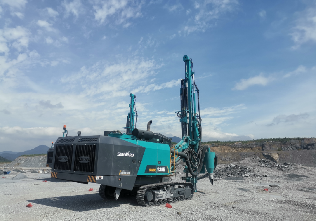 追加订单！币游国际智能一体化潜孔钻机助力海南华润水泥获好评