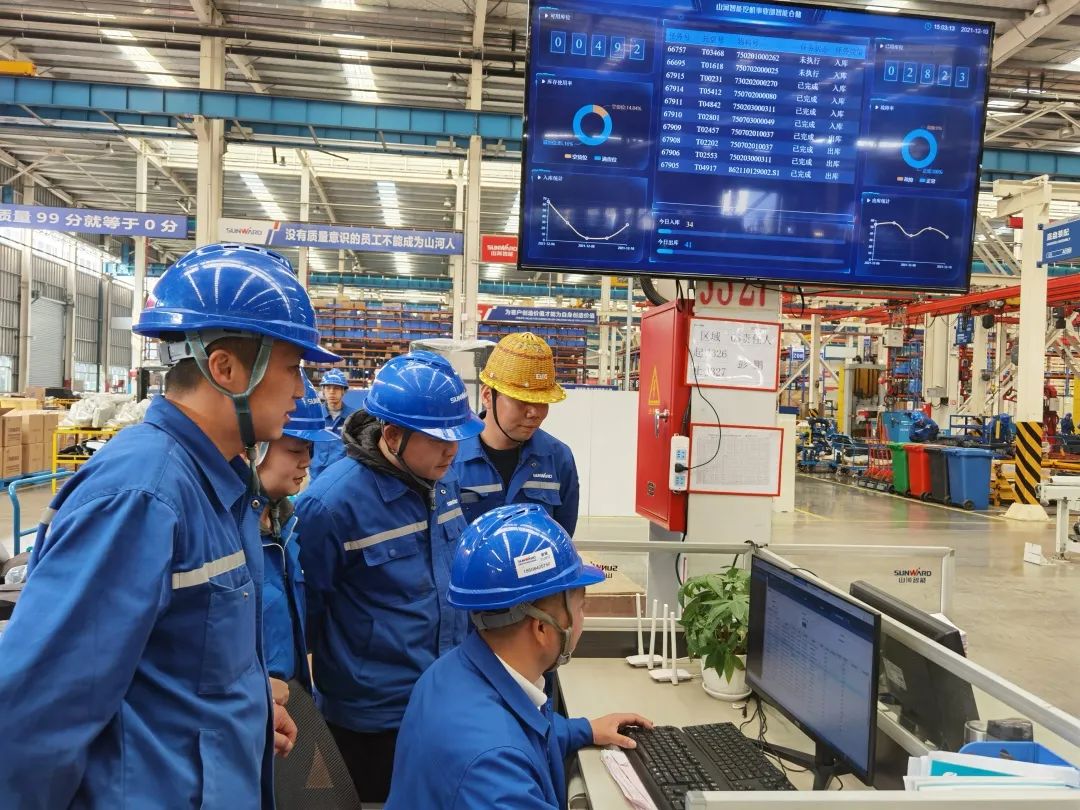 你好 2022！再见 2021！我与币游国际智能共生长