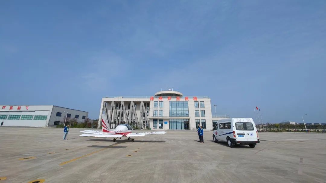 逍遥协同显身手！湖南航空应抢救援队币游国际机组开展特情处置惩罚应急演练