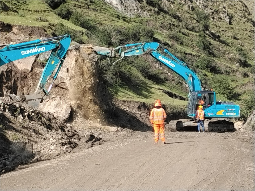 挑战天下第二高山脉！币游国际智能装备助力秘鲁安第斯国家公路项目建设