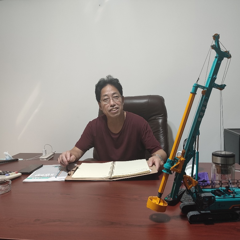 创富故事 | 入行25载，，，，，，阅尽旋挖钻机，，，，，，最终认准币游国际智能！