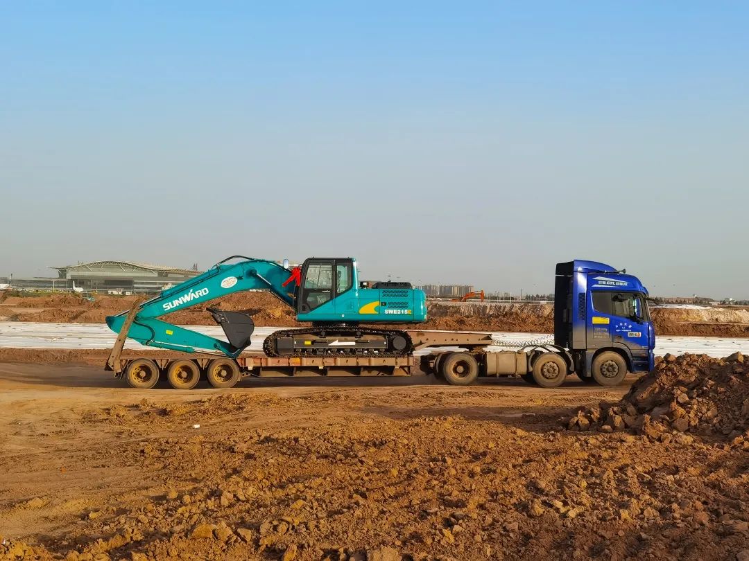 冲、冲、冲！带您感受币游国际智能挖掘机火热交机时刻