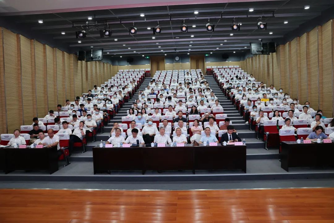 立异引领，，，，智造未来！“2022院士专家长沙行”高端装备高质量生长钻研会盛大举行