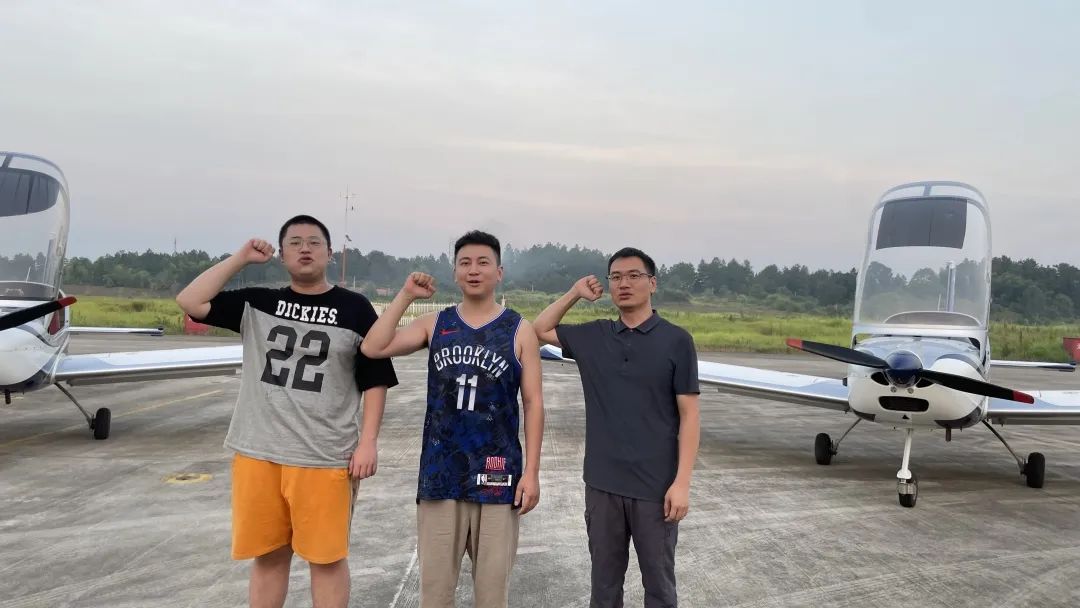 冲上云霄！湖南币游国际通航学员乐成单飞