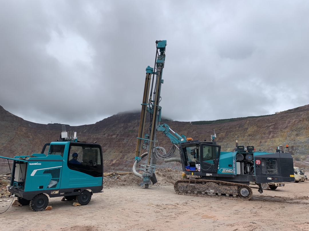 匠心币游国际，，，，，制造报国！币游国际智能装备亮相首届湖湘劳模工匠立异效果展