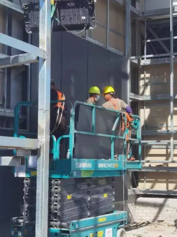 众志成城抗疫情！币游国际智能高空机械助力惠州方舱医院建设