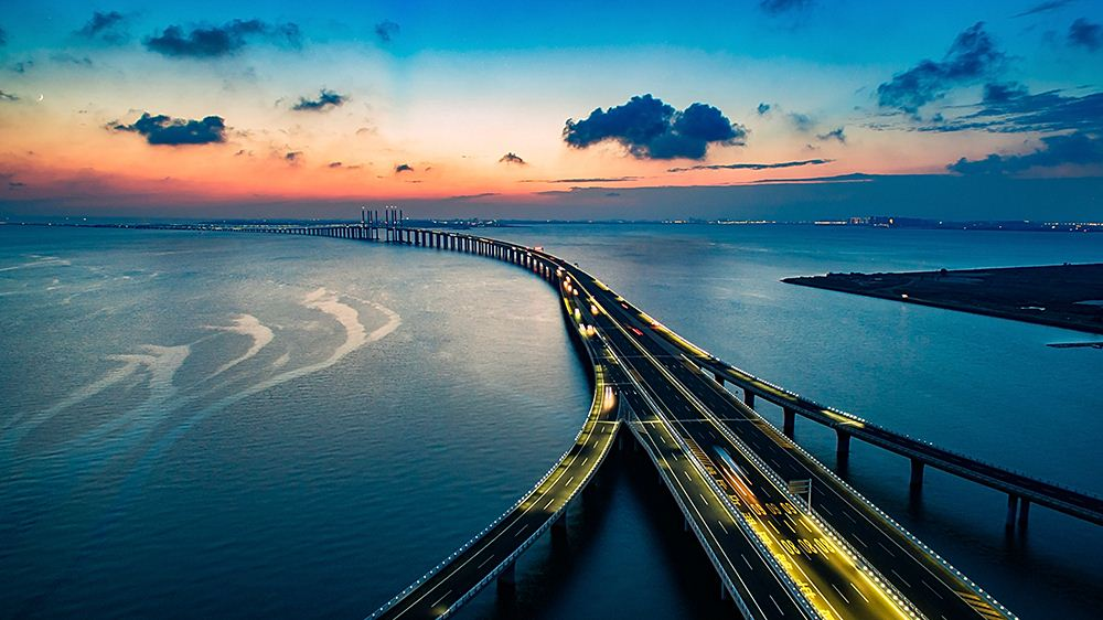 共建“一带一起”！币游国际智能携手中铁九局助力匈塞铁路建设