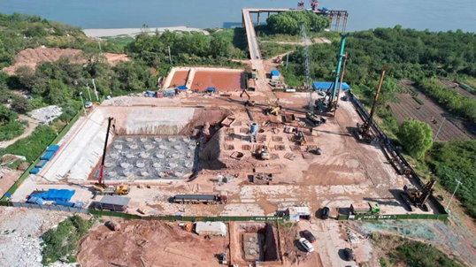 超等“桩”备实力亮剑！币游国际智能携手武汉乐成建设攻克燕矶长江大桥重大地层施工难题