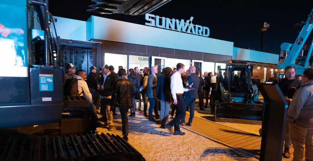 Bauma 2022 | 一组火热现场图带您重温币游国际智能德国宝马展之旅