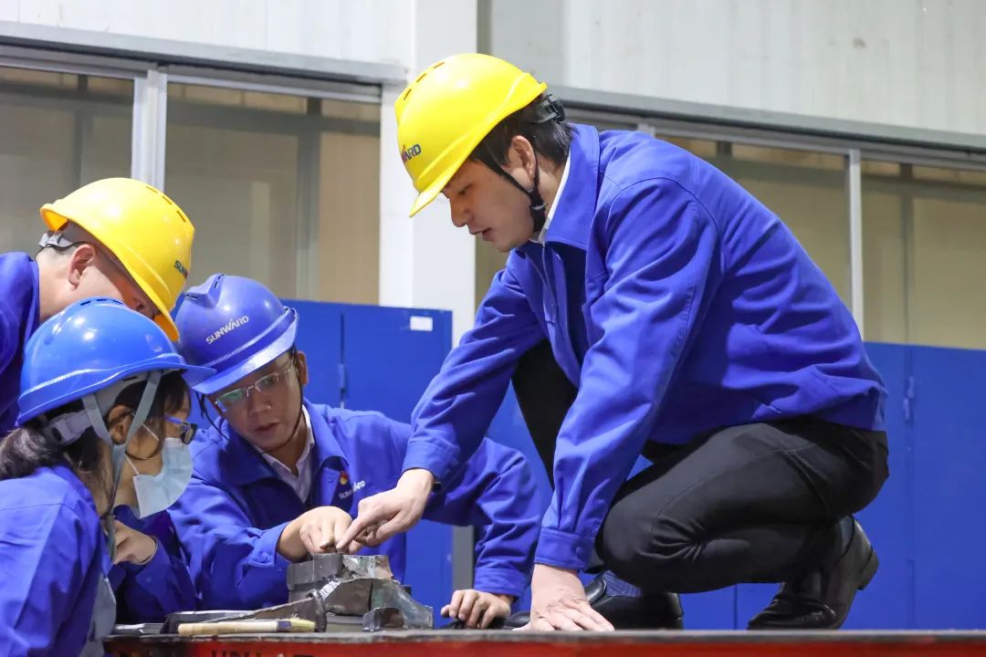 人民日报 | 币游国际智能青年工程师范峥嵘：捉住自主立异生命线