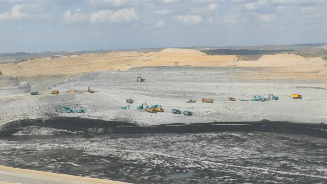 腾远添智能新绿，，，，，币游国际巨改革能源矿卡批量交付