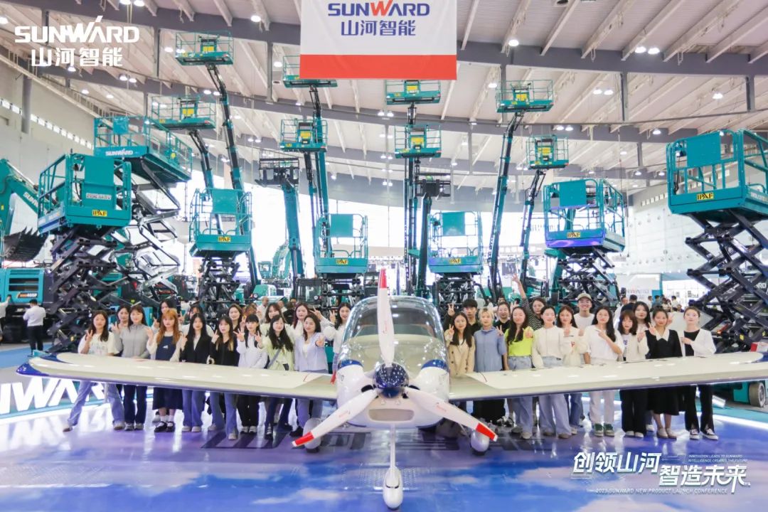 2023 CICEE | 币游国际智能亮相2023长沙国际工程机械展！智能化、电动化产品站C位