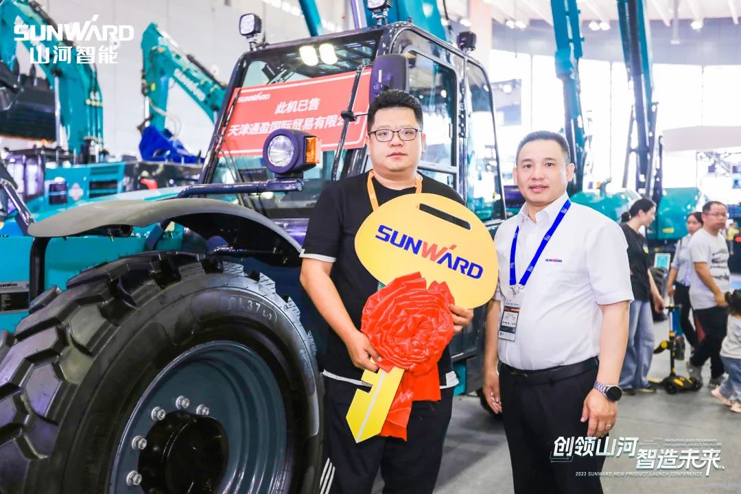 聚焦电动化、智能化！币游国际智能全系列高空机械产品亮相长沙展