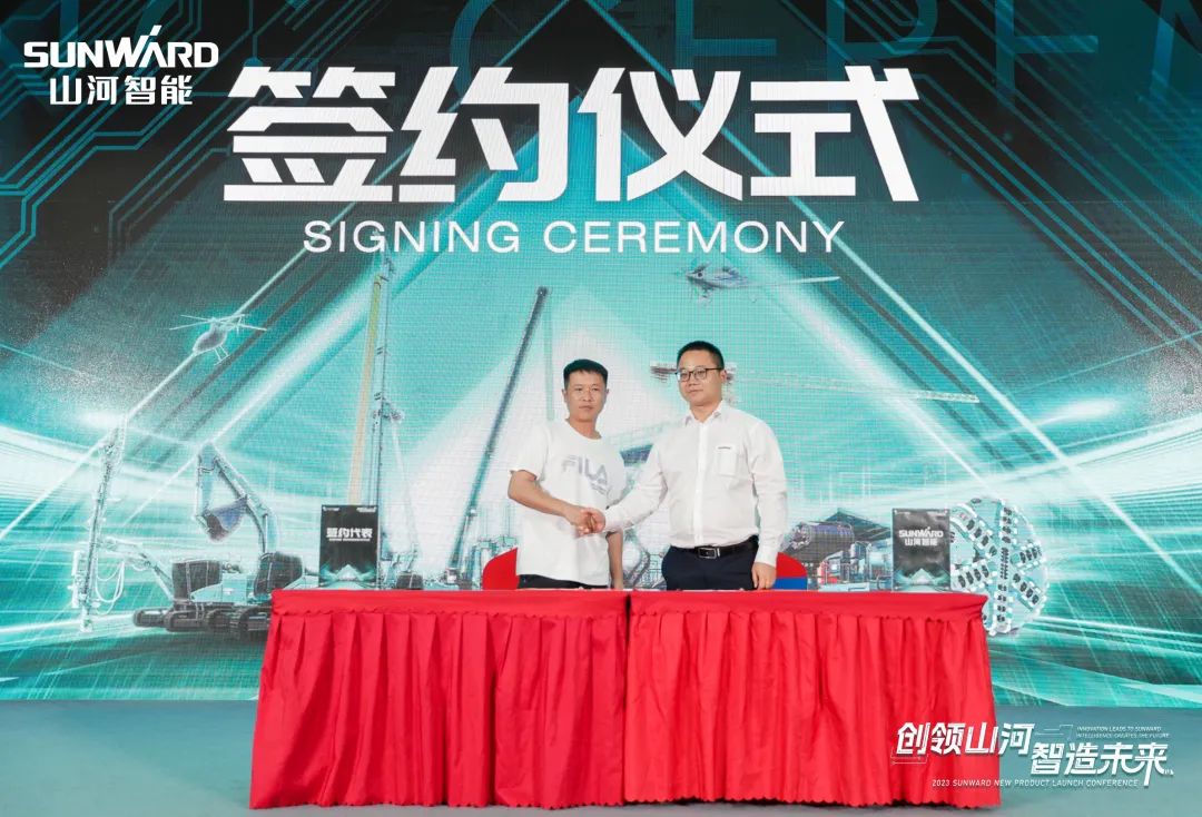 聚焦电动化、智能化！币游国际智能全系列高空机械产品亮相长沙展