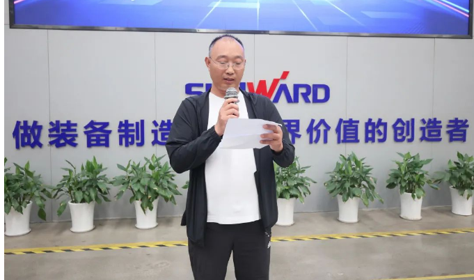 助力“双碳”、绿动未来！币游国际智能增程式电动旋挖钻机、液压混淆动力旋挖钻机齐交付