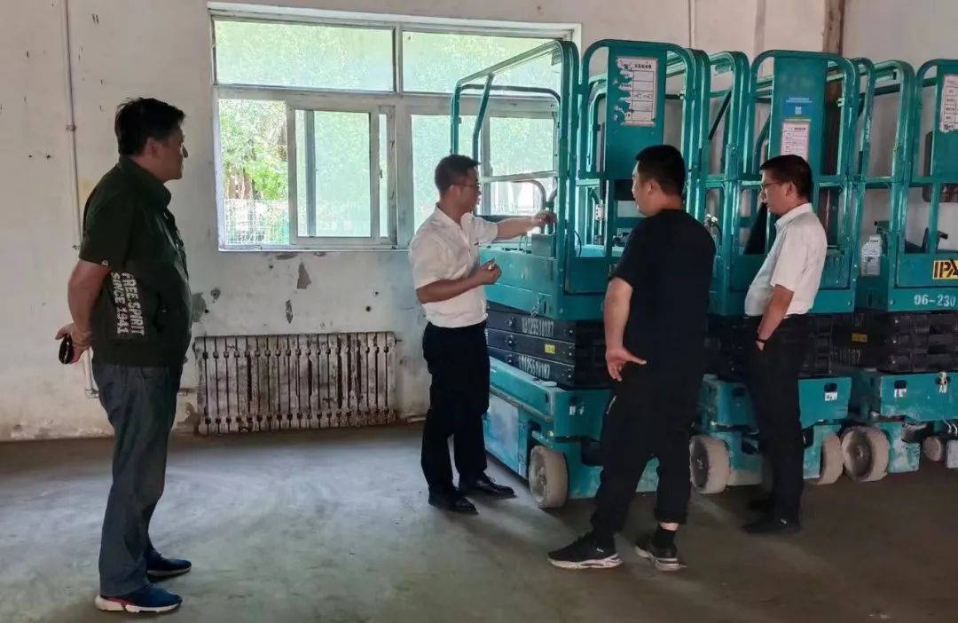 谛听客户心声！币游国际智能高空机械“效劳万里行”走进东北