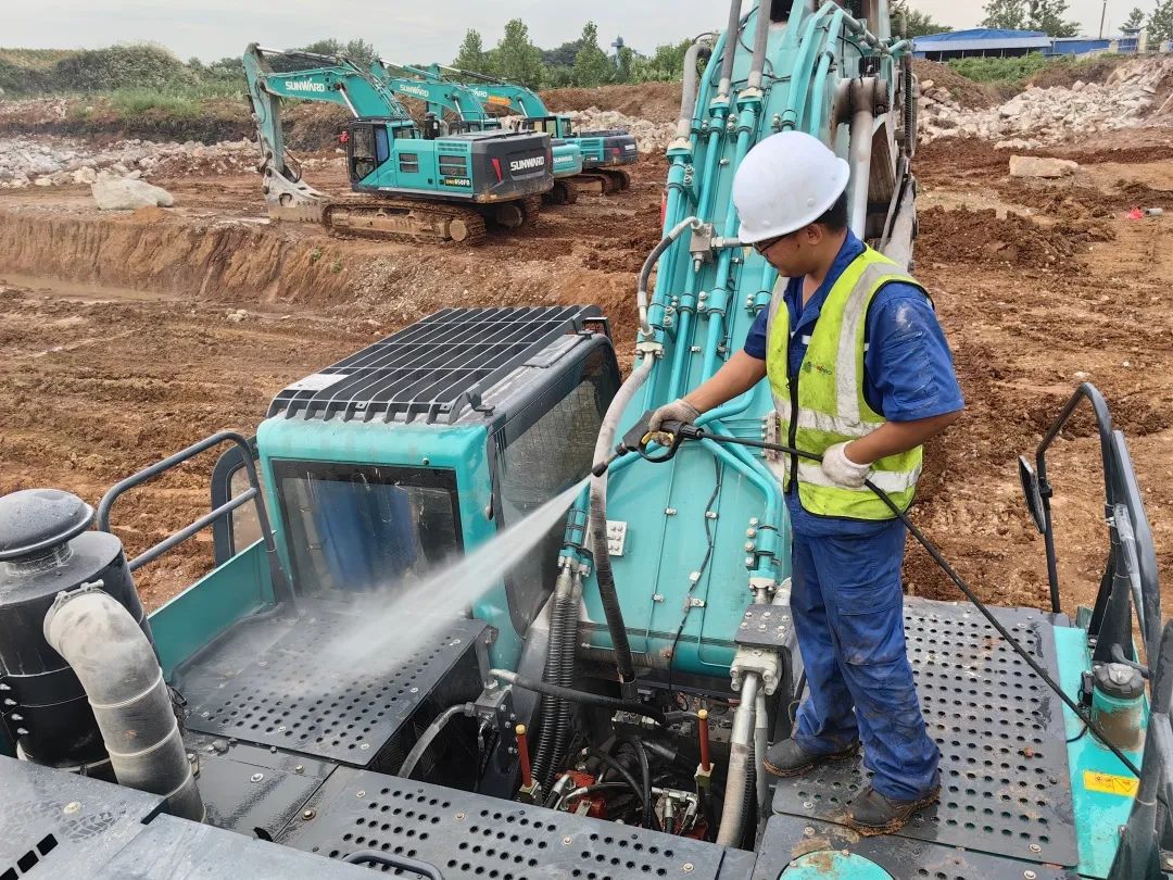 品质币游国际，，，专心折务！币游国际智能挖掘机2023年效劳万里行正式出征