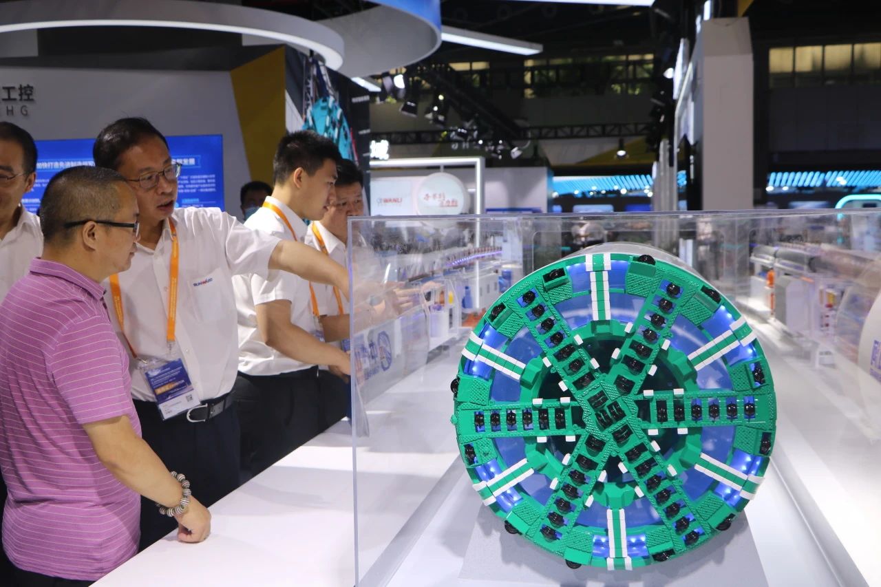 中铁币游国际亮相首届广州大湾区国际轨道交通工业生长论坛暨展览会