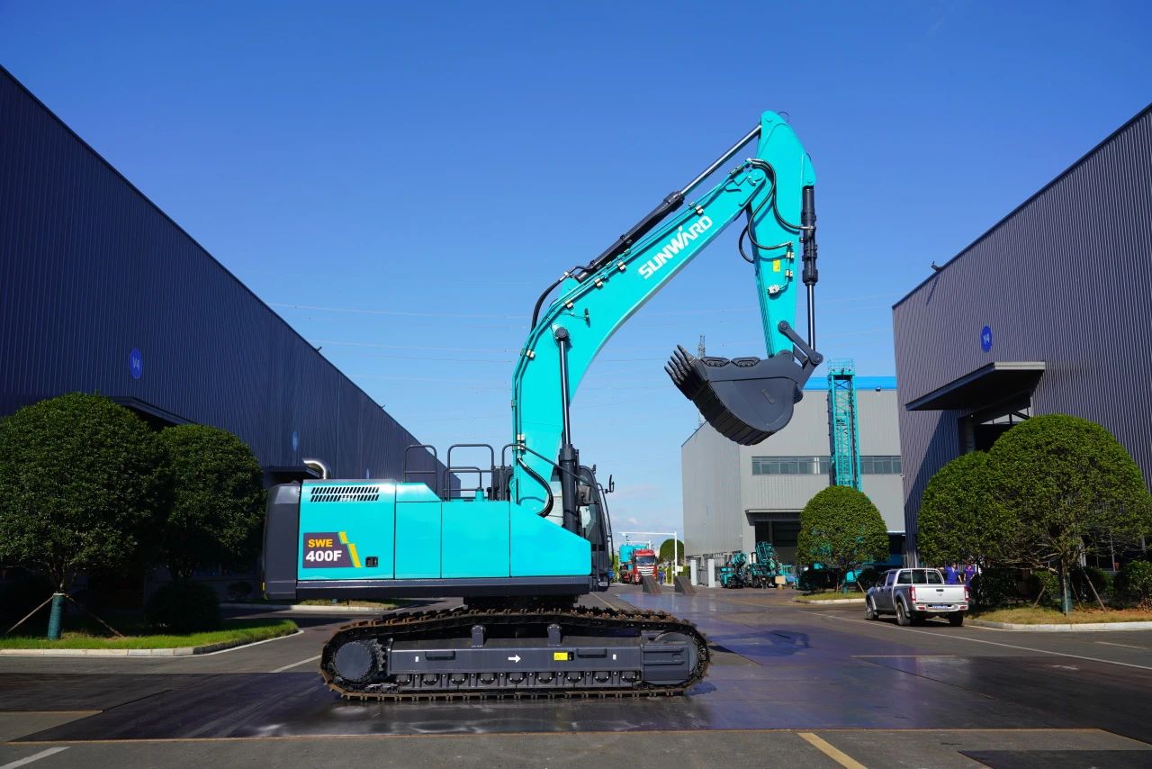 口碑超赞！币游国际智能SWE400F挖掘机荣获工程机械明星产品大奖