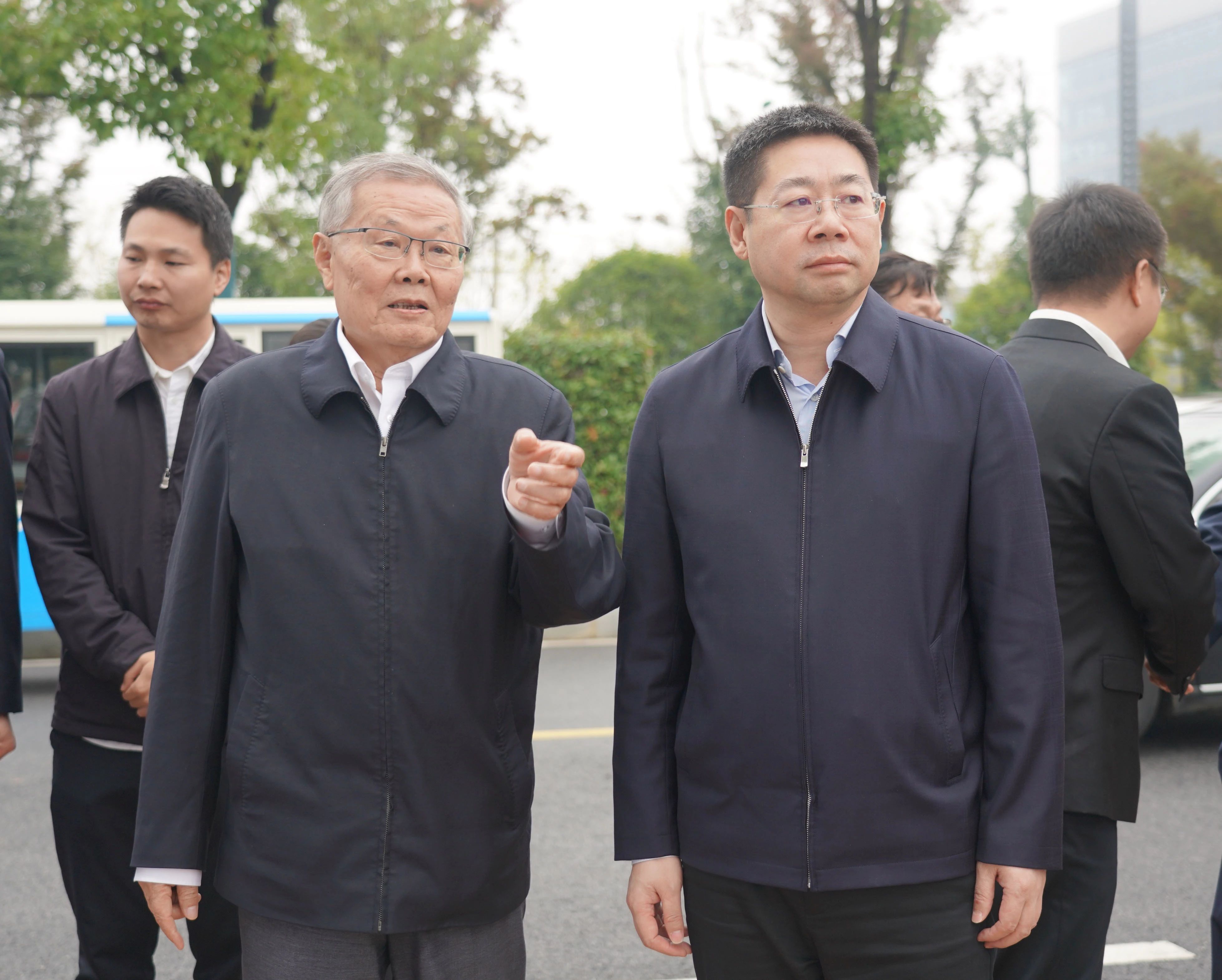 天下节水办主任蒋牧宸调研币游国际智能节水事情