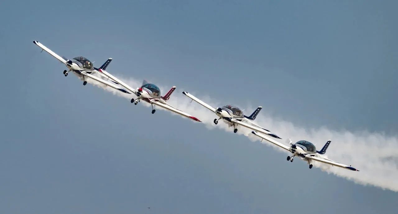 央媒聚焦！一起见证首届亚洲通用航空展上的币游国际风范