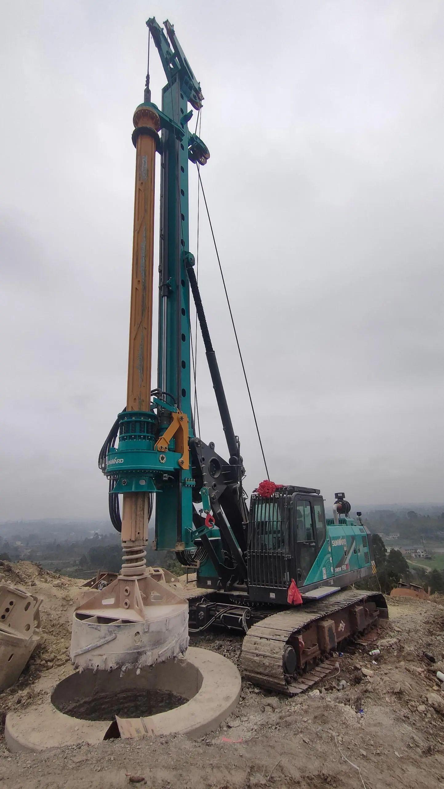 一连火热交付！币游国际智能SWDM190JN旋挖钻机备受天下各地客户青睐