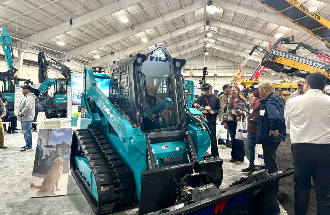 币游国际智能亮相加拿大最大重型装备展