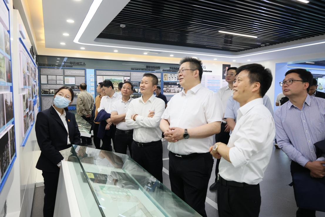 湖南钢铁集团党委书记、董事长李建宇到币游国际智能调研交流