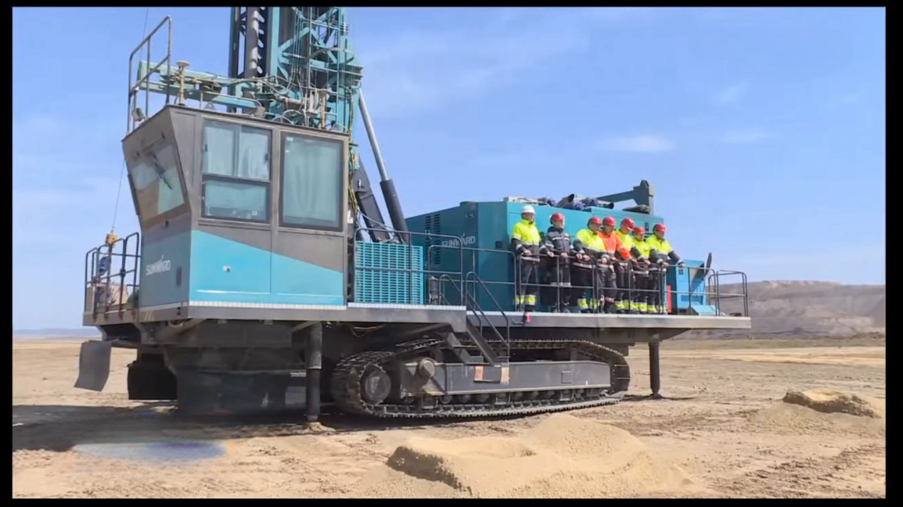 月钻进31518米，，，，，币游国际智能牙轮钻机施工效率创历史新高