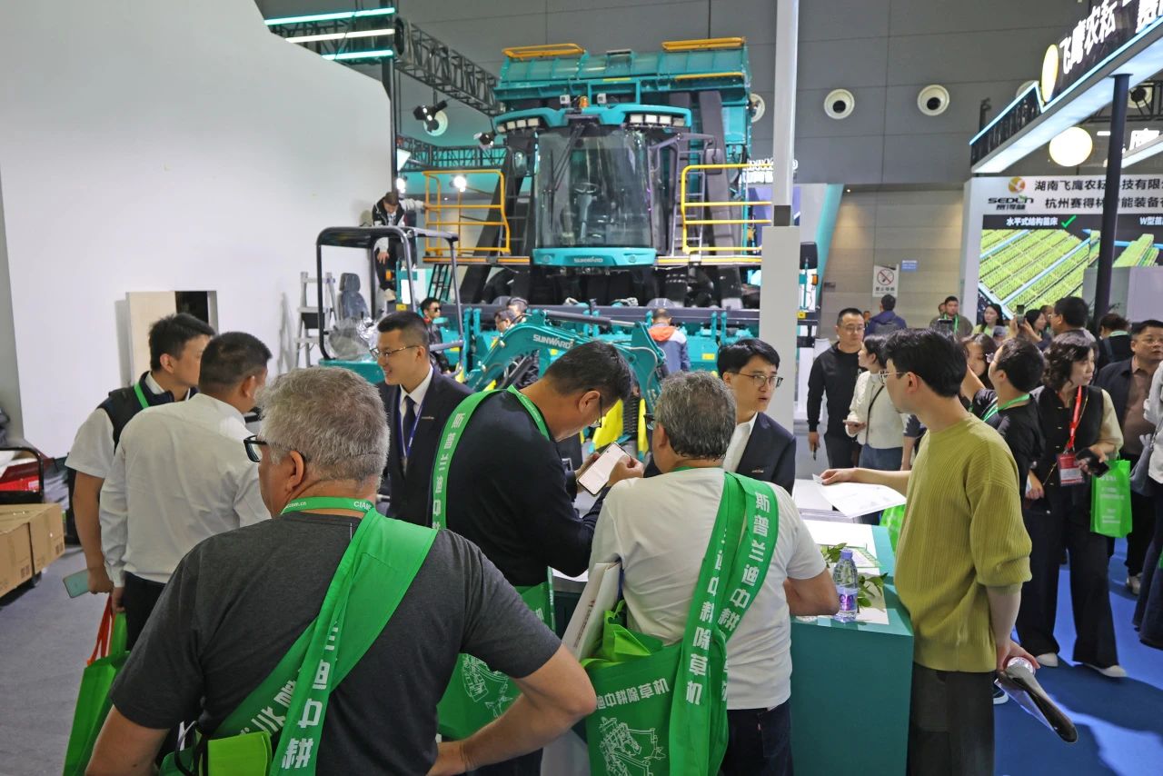 聚焦智能化、无人化！币游国际智能携多款产品亮相2024中国国际农业机械展