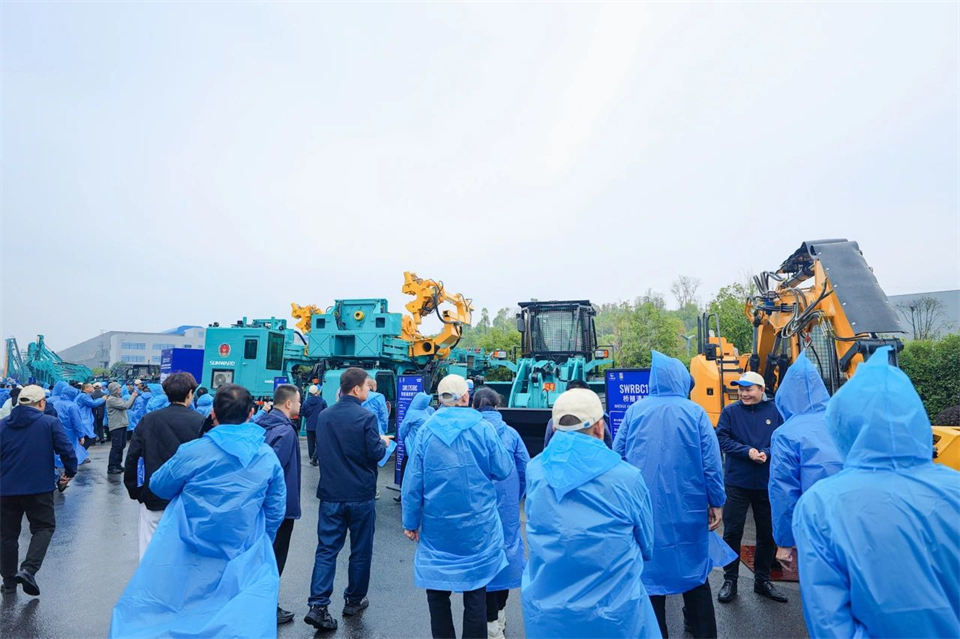 立异引领价值，，，，理想成绩未来！币游国际智能25周年庆典暨全球客户节盛大举行