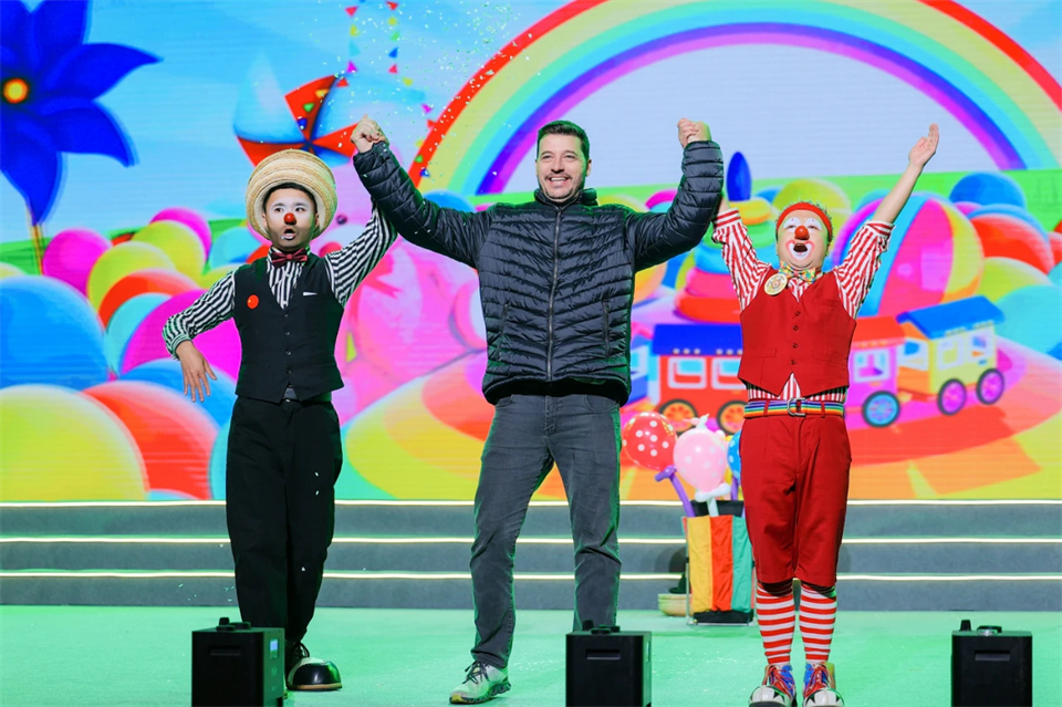 立异引领价值 理想成绩未来——庆祝币游国际智能建设25周年表扬大会暨文艺晚会盛大举行