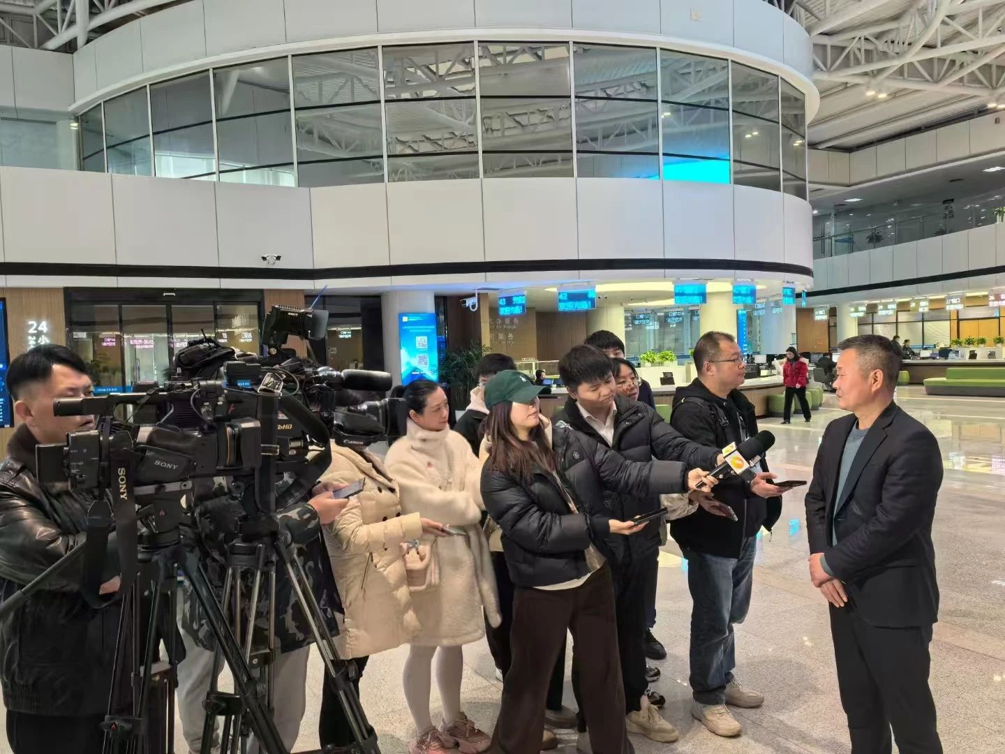 助力长沙经开区高质量生长，，，，币游国际智能喜获四奖项