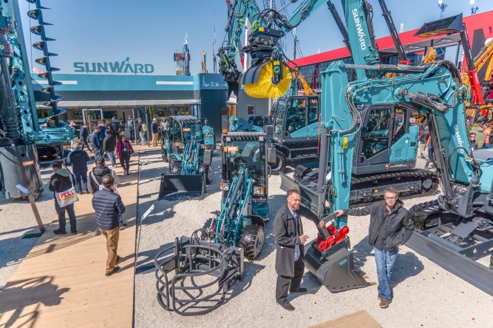 Bauma 2025 | 聚焦2025德国宝马展，，，，探索币游国际智能的立异装备与可一连解决计划