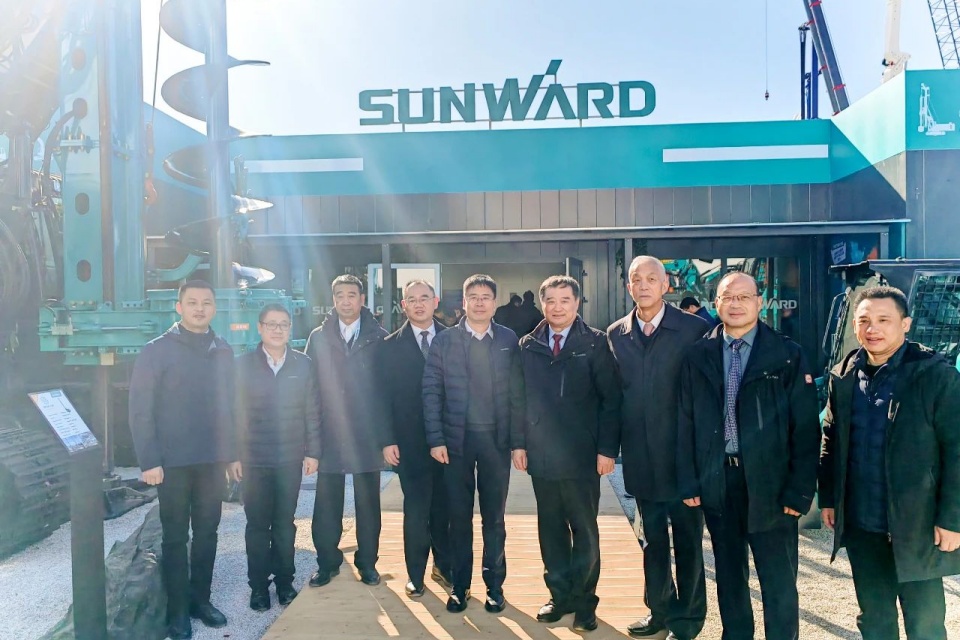 Bauma 2025 | 聚焦2025德国宝马展，，，，探索币游国际智能的立异装备与可一连解决计划